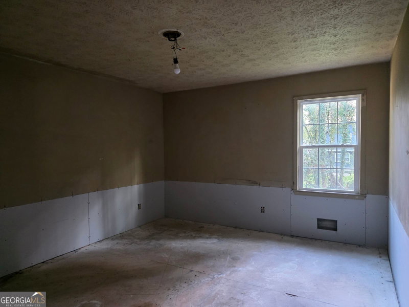 Photo 16 of 5398 Rockbridge Road