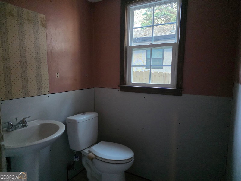 Photo 10 of 5398 Rockbridge Road