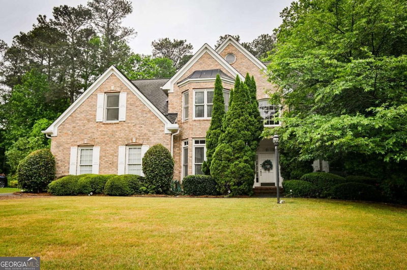 2692 Dunmoore Drive