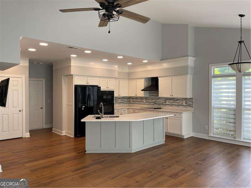 Photo 9 of 570 Bellemont Court