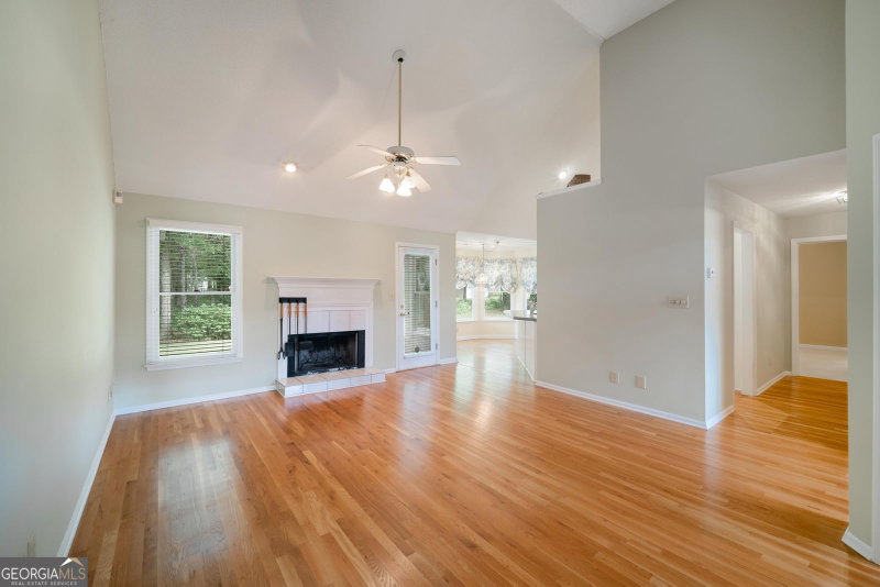 Photo 4 of 55 Beau Brook Lane