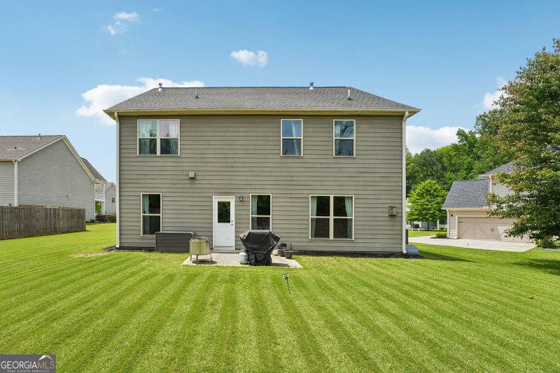 Photo 48 of 208 Roundwood Way