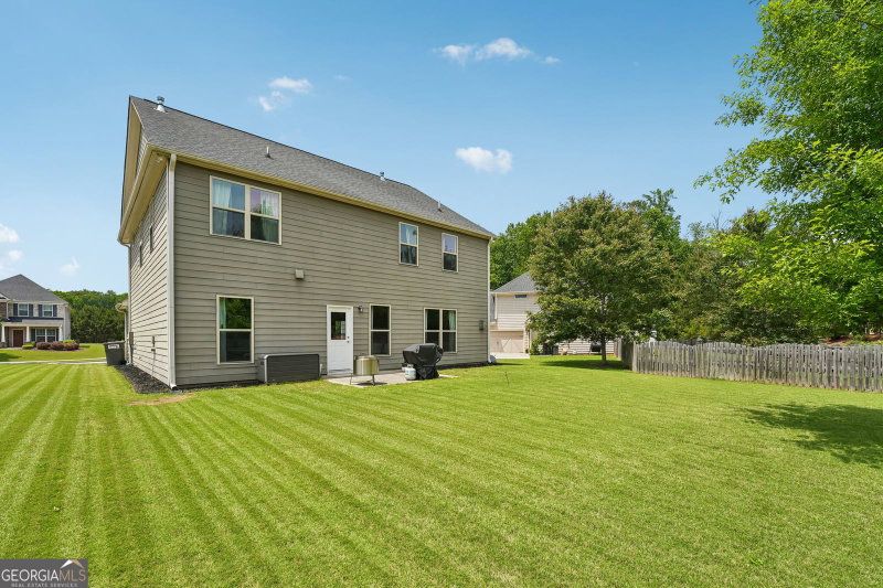 Photo 49 of 208 Roundwood Way