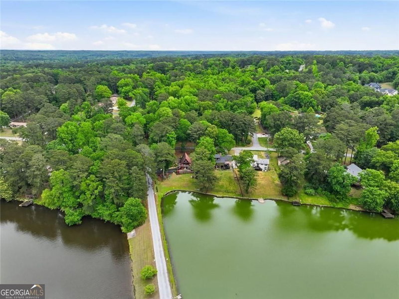 Photo 4 of 2569 Lake Capri Drive