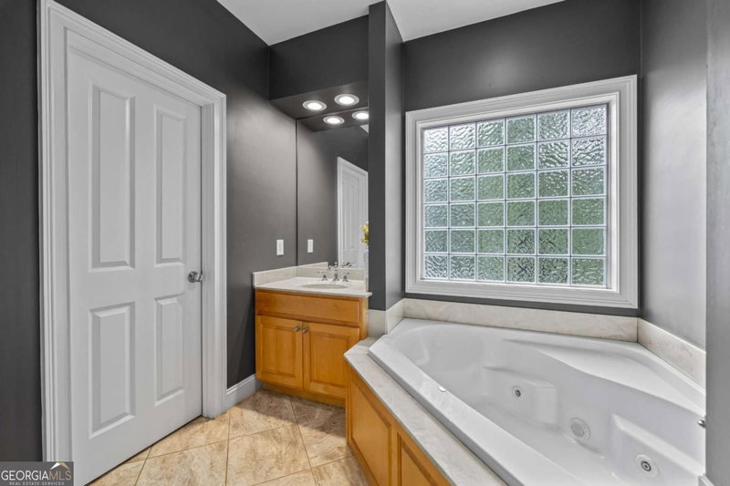 Photo 22 of 45 Highland Shoals Court