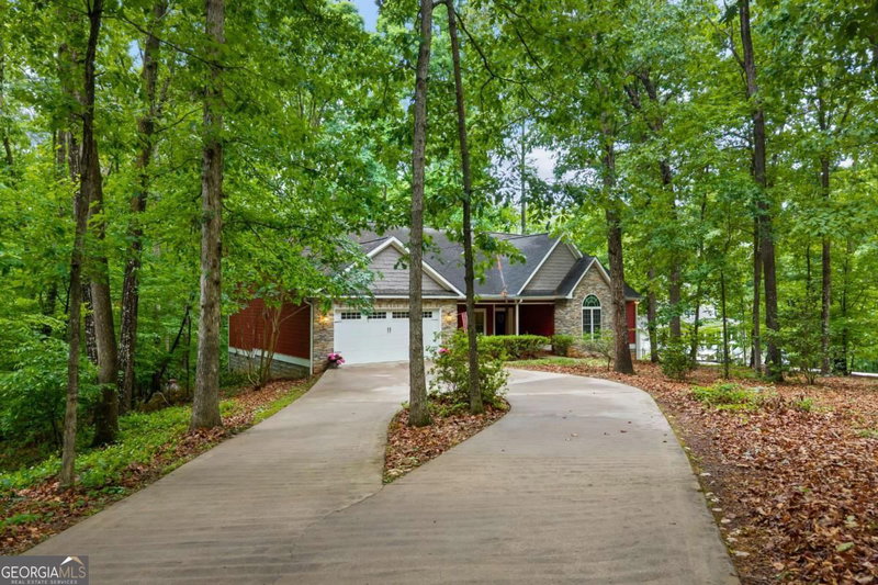 Photo 5 of 45 Highland Shoals Court