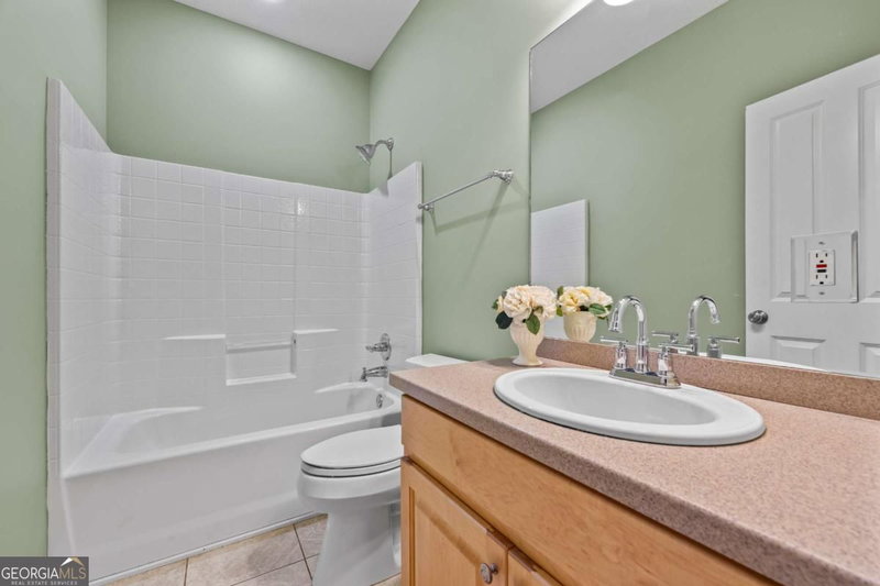 Photo 34 of 45 Highland Shoals Court