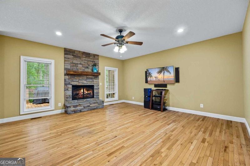 Photo 36 of 45 Highland Shoals Court
