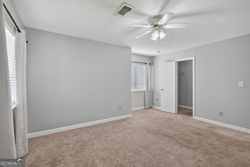 Photo 14 of 7001 Wingate Way