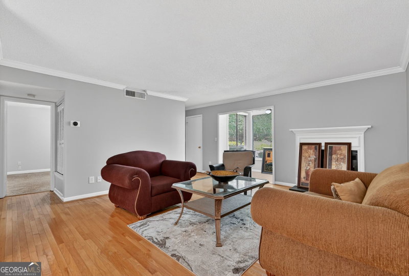 Photo 3 of 7001 Wingate Way
