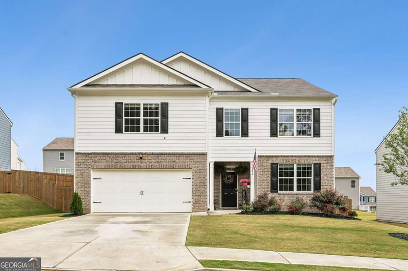 266 Creekview Way