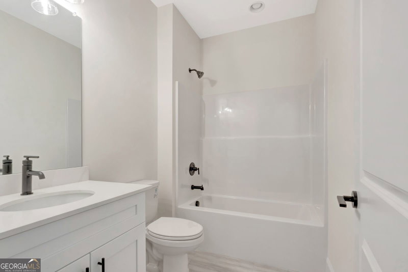 Photo 18 of 115 Redhaven Drive