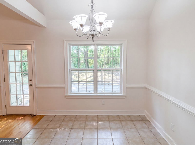 Photo 6 of 141 Lake Chase Drive S
