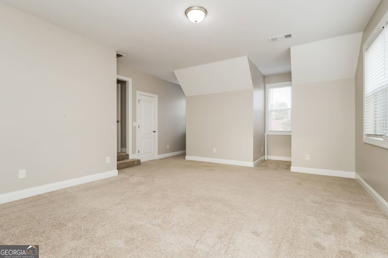 Photo 17 of 1515 Royce Drive