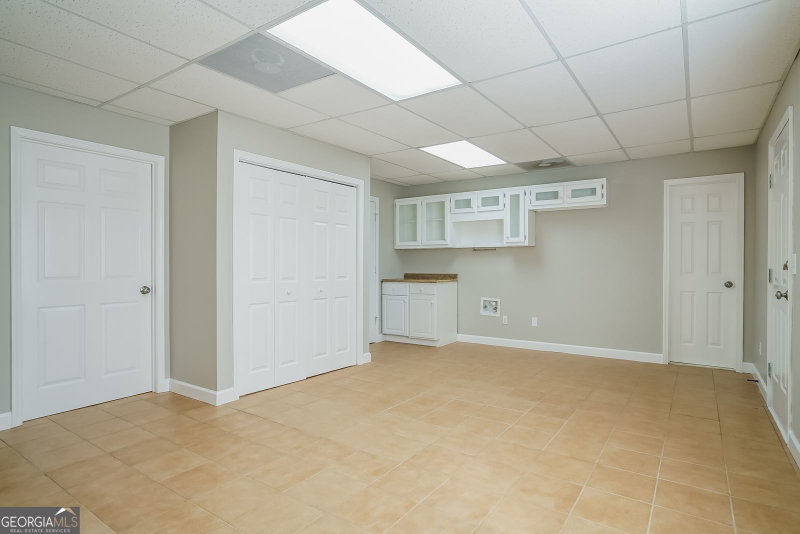 Photo 4 of 9450 Pebble Creek Court