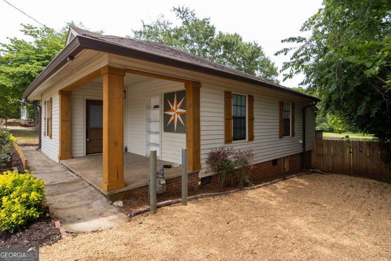 Photo 17 of 119 Harmon Avenue