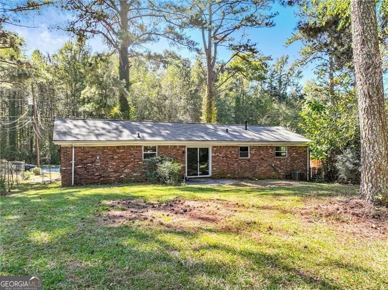 Photo 17 of 4639 Tell Road SW