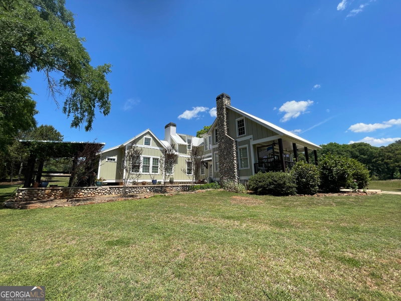 Photo 2 of 156 Lake Oglethorpe Drive