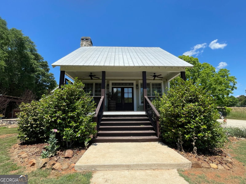 Photo 3 of 156 Lake Oglethorpe Drive