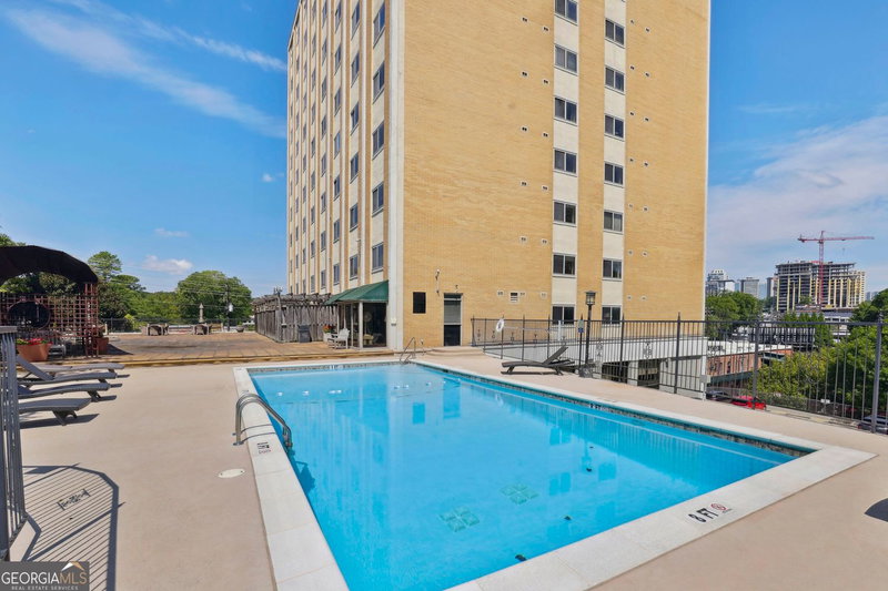 Photo 11 of 2285 Peachtree Road NE #404