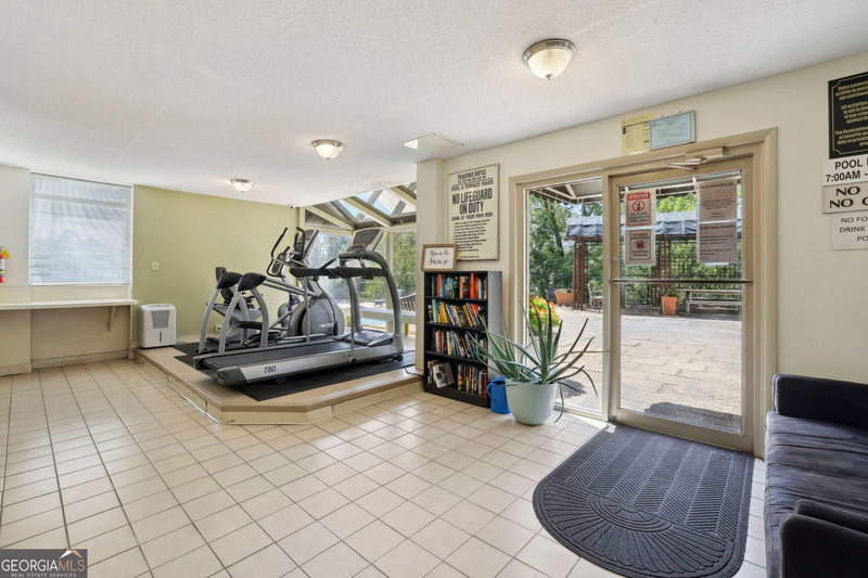 Photo 8 of 2285 Peachtree Road NE #404