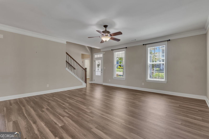 Photo 9 of 120 Treeside Terrace