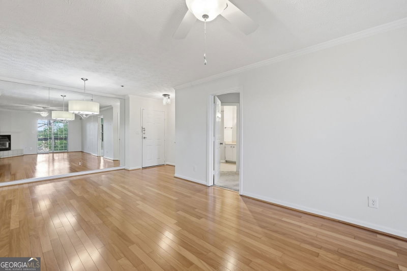 Photo 4 of 970 Sydney Marcus Boulevard #2301