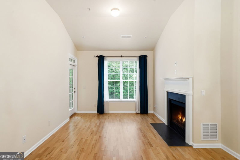 Photo 13 of 3150 Woodwalk Drive SE #3403