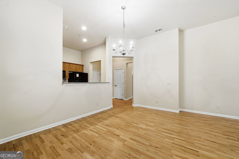 Photo 14 of 3150 Woodwalk Drive SE #3403