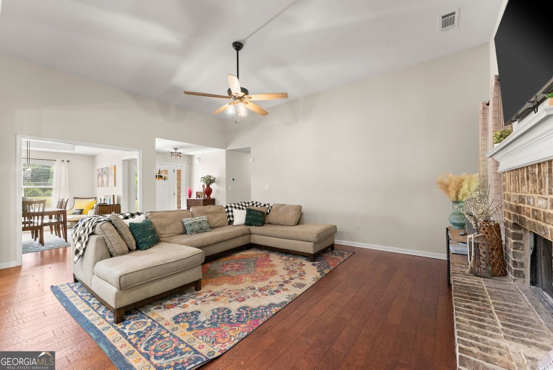Photo 5 of 494 Katherine Drive