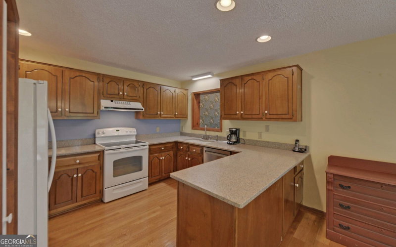 Photo 14 of 371 Shorewood Circle