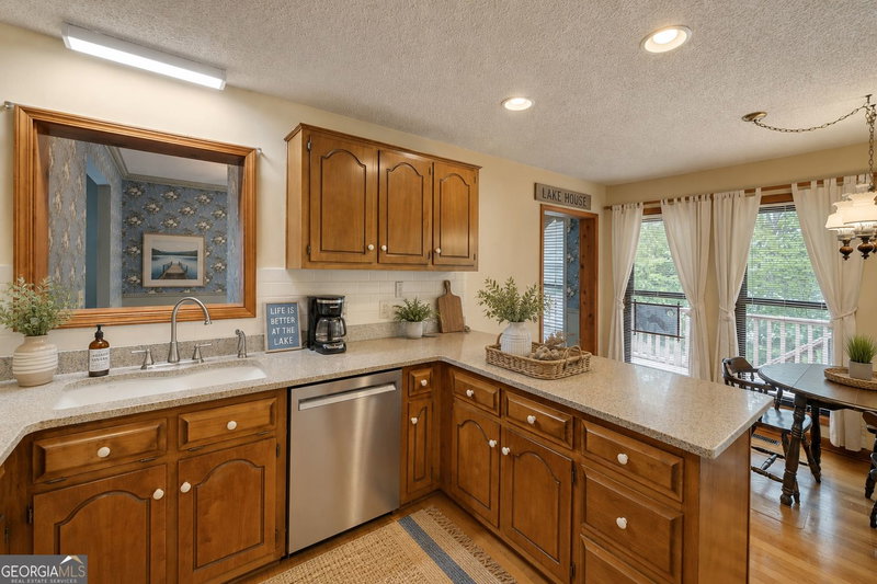 Photo 5 of 371 Shorewood Circle