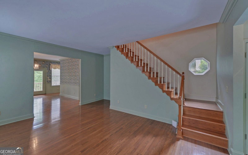 Photo 7 of 371 Shorewood Circle