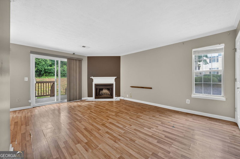 Photo 11 of 3380 Bayshore Drive