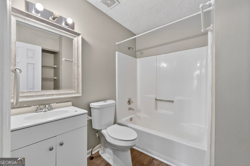Photo 19 of 3380 Bayshore Drive