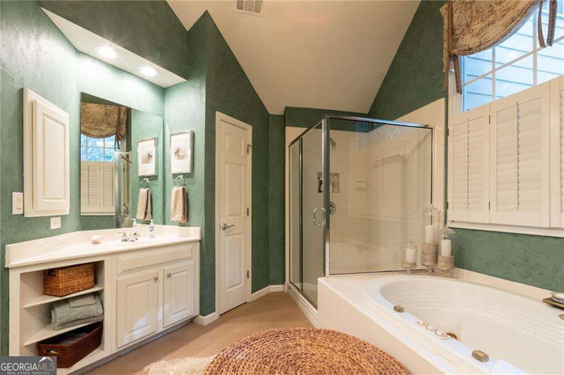 Photo 16 of 2330 Ashbourne Drive
