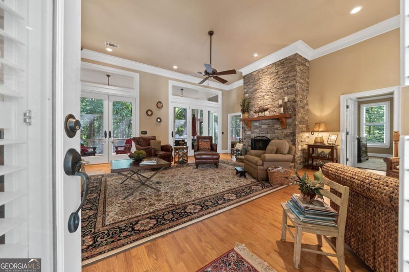 Photo 7 of 1071 Eaglewood Way