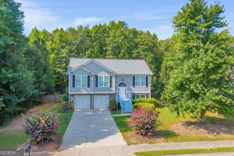 Photo 3 of 1176 Kimberly Circle