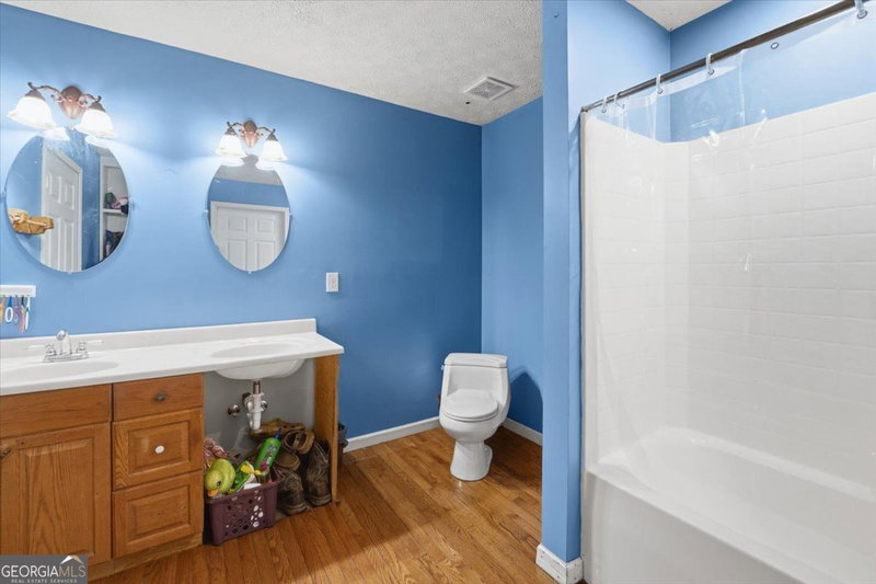 Photo 15 of 1050 Pintail Lane