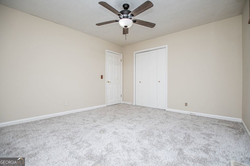 Photo 38 of 1499 Stonington Court
