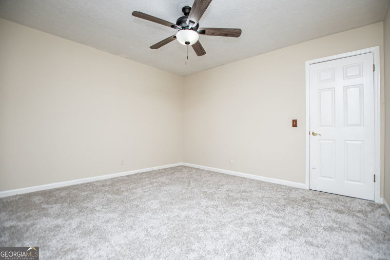 Photo 40 of 1499 Stonington Court