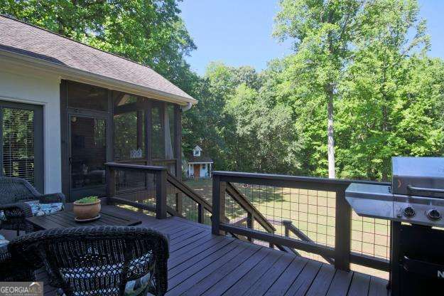 Photo 8 of 1692 N Hadaway Road NW