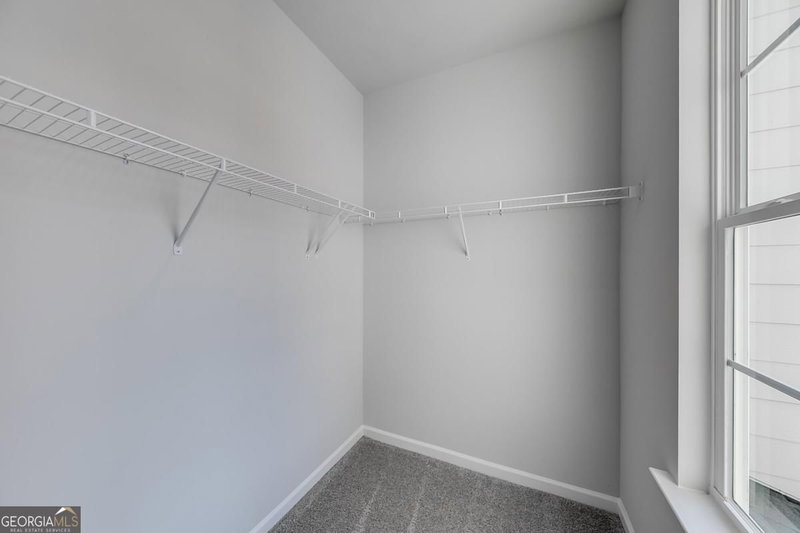 Photo 20 of 117 Greenview Court