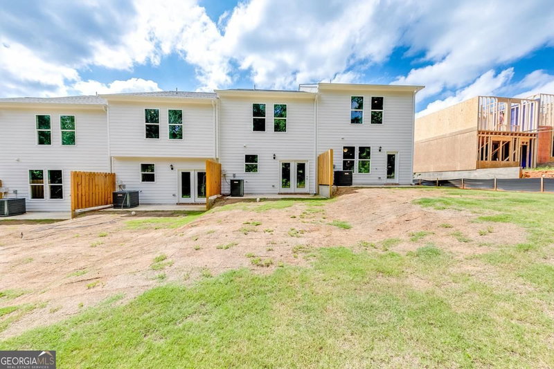 Photo 29 of 117 Greenview Court