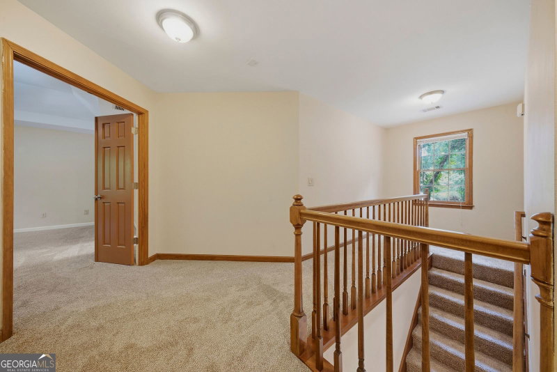 Photo 37 of 100 Lakemont Circle