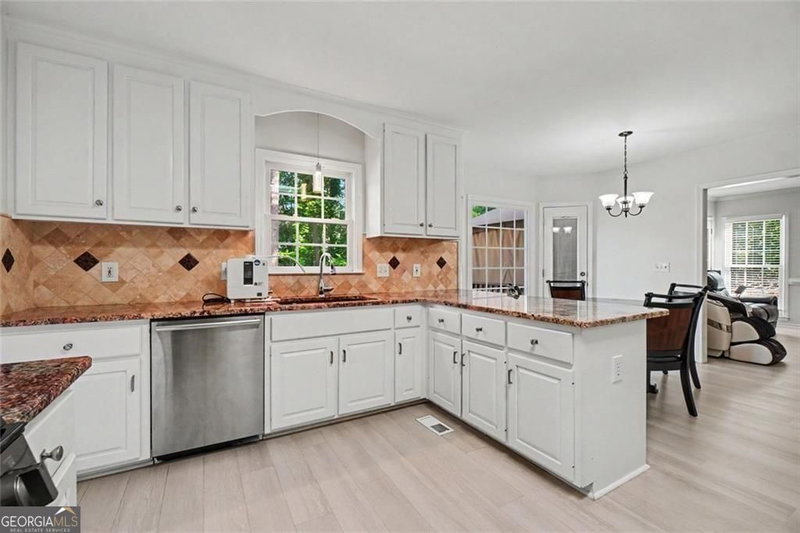 Photo 12 of 489 Broadstone Way NW