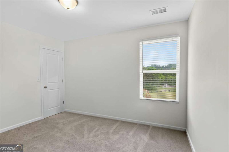 Photo 25 of 169 Verona Drive NW