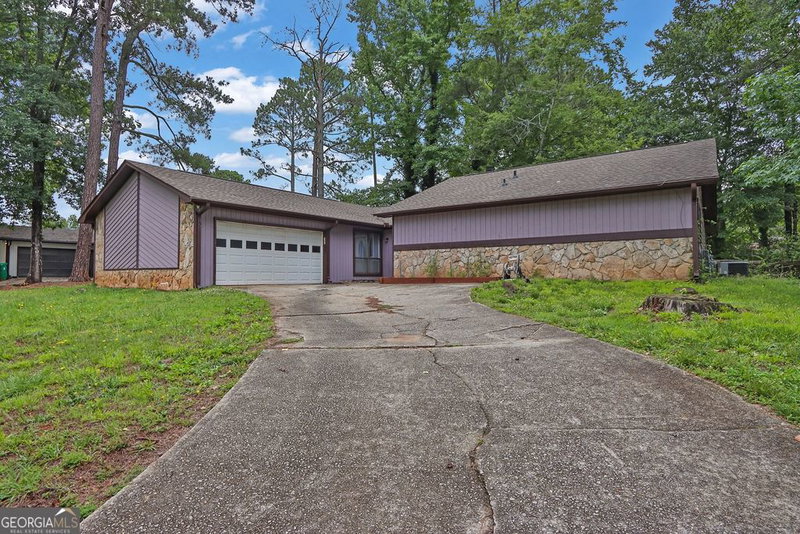 5025 Stoney Point Circle