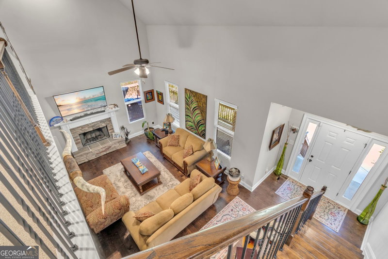 Photo 35 of 202 Riverpoint Way