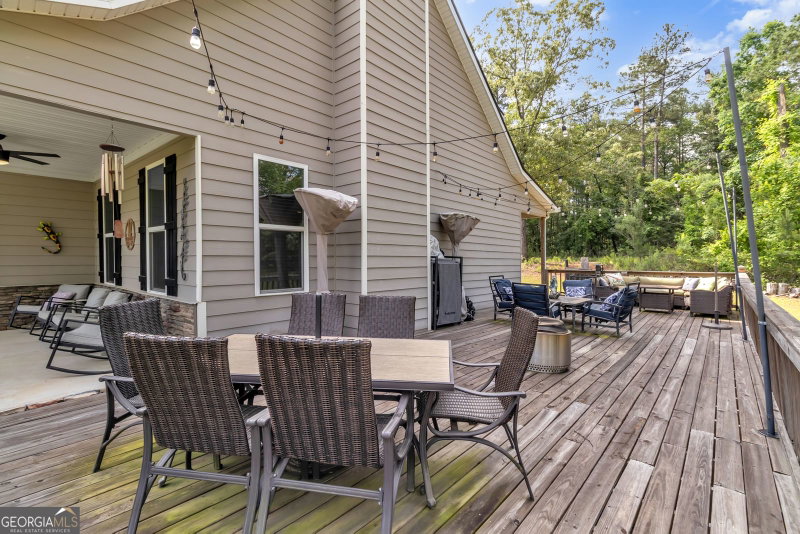 Photo 7 of 202 Riverpoint Way